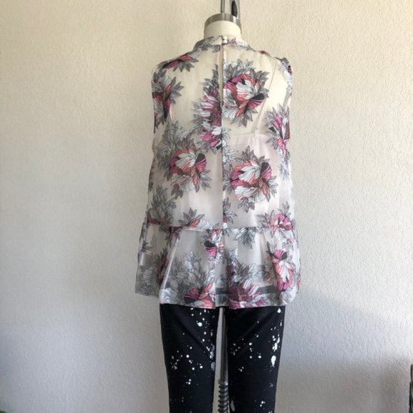 Terrace Swing Tank Sheer Floral Moulinette - Picture 6 of 8